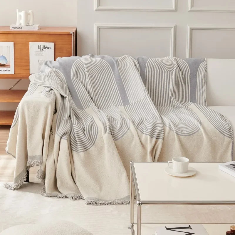 Stylish Nordic Throw Blanket: Perfect to Cozy Up Indoors, Outdoor Adventures, Picnics, and Beach Days!